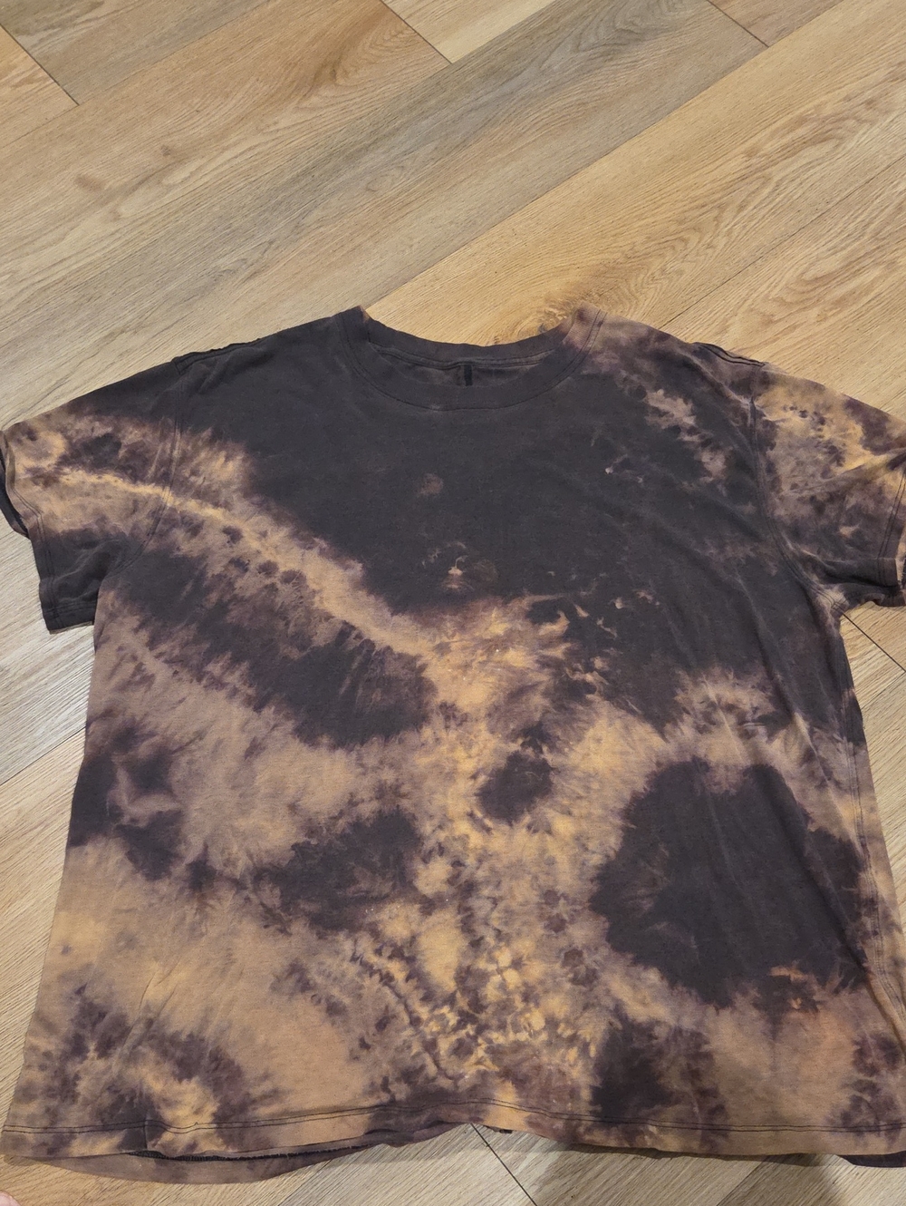 lululemon athletica Women's Short-Sleeve Tie-Dye Tee in Brown & Black